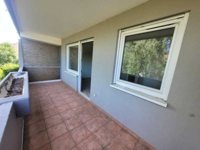 Nettes Apartment mit großem Ost-Balkon - in Pfersee