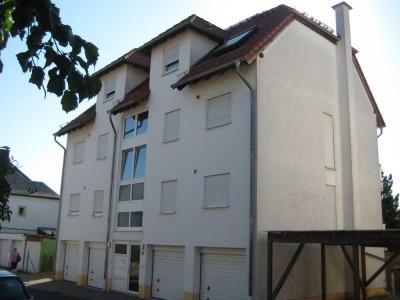 Großzügige 2-Zimmer-Souterrain-Wohnung in Kriftel