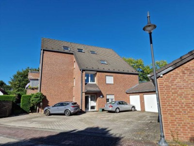 Schicke, vermietete 3 Zimmer Erdgeschoss-Wohnung mit Gartennutzung und Kfz-Stellplatz...