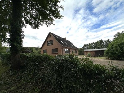 Erstbezug nach Sanierung: preiswertes und großes 7-Zimmer-Haus in Ahlerstedt