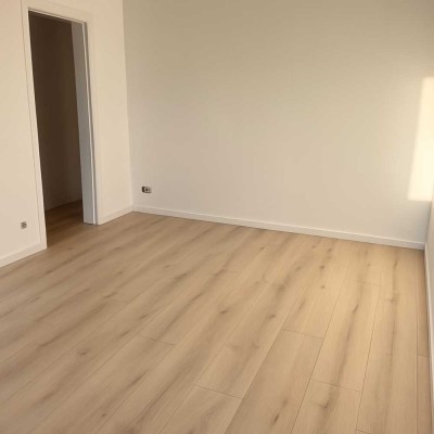 Erstbezug nach Sanierung: stilvolle 3-Zimmer-Wohnung mit EBK und Balkon in Maintal