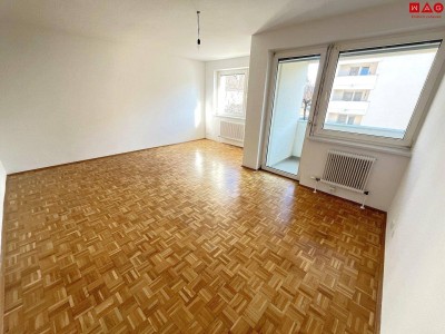 Sanierte Familienwohnung mit sonniger Loggia am Murufer!