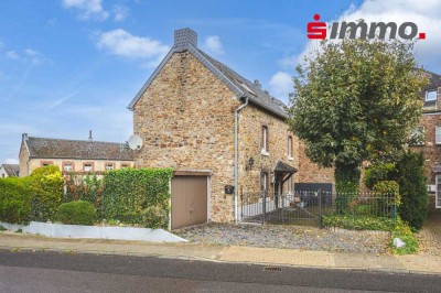 Charismatisches Einfamilienhaus
in sehr beliebter und zentraler Lage