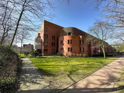 Attraktive und helle 4-Zimmer-Wohnung mit Garage und NEUER Küche in Boostedt