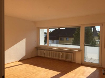 3-Zimmer-Wohnung mit Balkon und Einbauküche in Schwaikheim