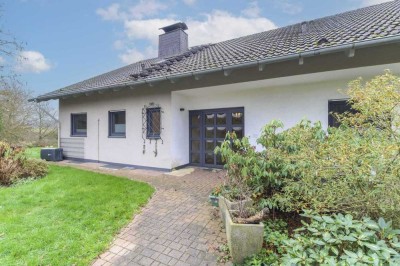 Saniertes, freistehendes Einfamilienhaus in direkter Feldrandlage von Bad Camberg (Erbach)