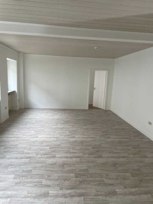 Schöne helle 3 Zimmerwohnung