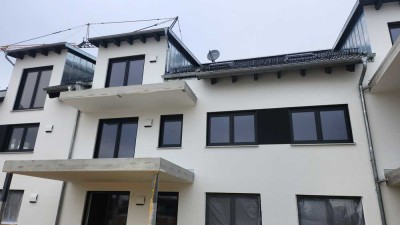 sonnige 2-Zi-DG Wo mit Balkon - Erstbezug-