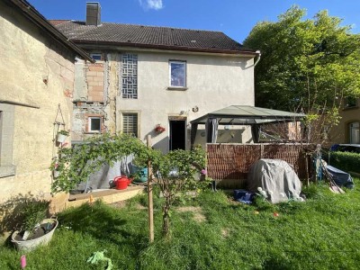 Charmantes Einfamilienhaus mit Garten – saniert und bezugsbereit