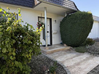Schorer-Immobilien: Renovierter Bungalow in bester Lage von Königsbrunn