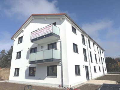 ERSTBEZUG! Ruhige und sonnige 2-Zimmer-Dachgeschoss-Wohnung vor den Toren Münchens