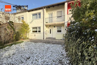 Renovierungsbedürftiges Reihenhaus mit viel Potential und Raum für eigene Ideen – ideal für die klei