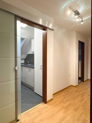 Charmante, gepflegte 3-Zimmer-Dachgeschosswohnung in Ludwigsburg