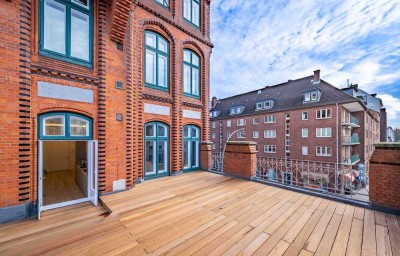 Hohe Decken, Altbaucharme und große Süd-West Dachterrasse - 400 Schritte zur Alster!