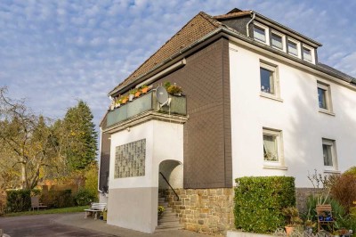 Renovierungsbedürftige Doppelhaushälfte in Marienheide - Kotthausen