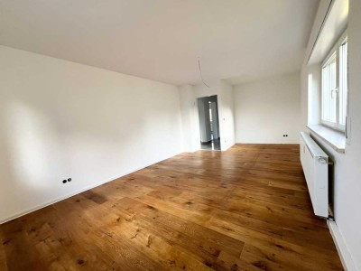 Erstbezug 3-Zimmer Wohnung mit Einbauküche