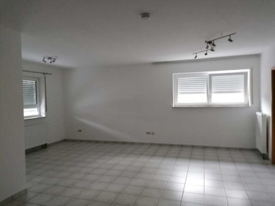 Helle 1-Zimmer Wohnung mit Balkon in Völkersweiler
