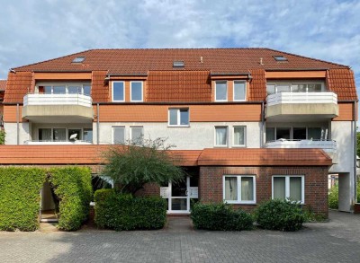 Helle 2-Zimmer Wohnung mit EBK und PKW-Stellplatz ab 01.01.2026