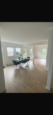 Charmante Doppelhaushälfte in Irlbach/Wenzenbach