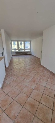 Stilvolle 3-Raum-Wohnung mit Balkon in Düsseldorf-Pempelfort Nähe Rochusmarkt