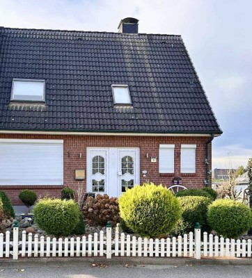 Schöne Doppelhaushälfte in Flintbek mit Einliegerwohnung