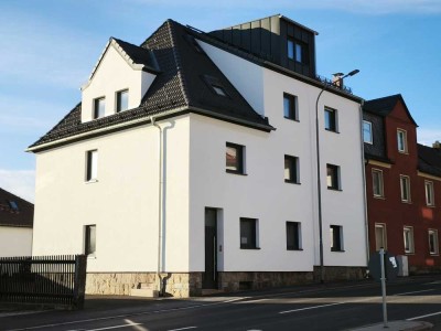 Attraktive 3,5-Zimmer-Erdgeschosswohnung mit gehobener Innenausstattung in Selb