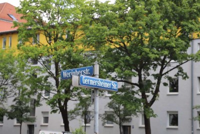 Ruhige, zentrale 2-Zimmer-Wohnung mit 2 Balkonen
