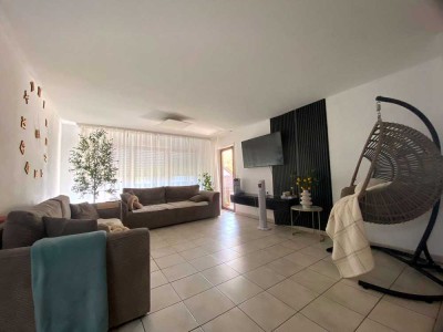*Provisionsfrei* 3,5 Zimmer mit großem Balkon