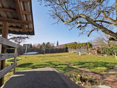 Solides Altbau-Ensemble mit Garten, Werkstatt und Platz für Ideen