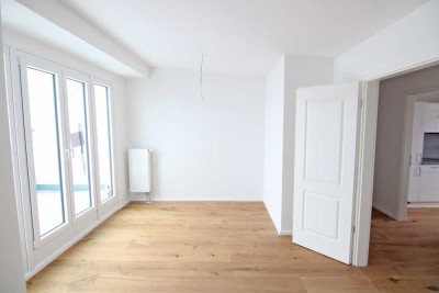 Elegantes Komfort-DG im Erstbezug! Mit Terrasse, EBK und hochwertiger Ausstattung, sehenswert!