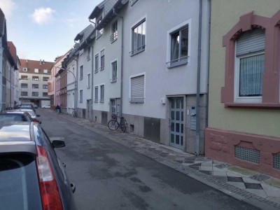 1 Zimmer Wohnung in zentraler Lage von Alt-Saarbrücken