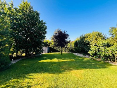 1-2 Familienhaus in ruhiger Lage von Privat