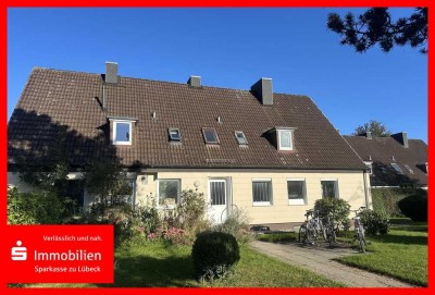 Charmante Dachgeschosswohnung in Strandnähe – Ideal für Singles oder Paare