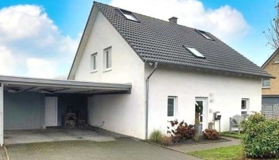 Modern und in toller Lage - Einfamilienhaus direkt an der "Kremper Au"