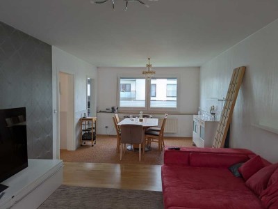 Renovierte 3,5-Zimmer Wohnung mit Balkon und Garage in Göppingen