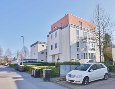 Außergewöhnlich großzügige 3-4 Zimmer Dachgeschoss Maisonette mit Terrasse in ruhiger Lage von Haan