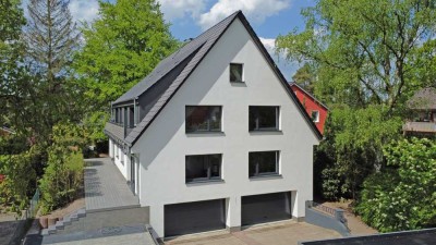 COURTAGEFREI! Sanierte 3 Zimmer-Maisonette, Südloggia, zwei Bäder,  Außenstellplatz