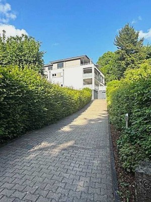 Attraktive Eigentumswohnung mit herrlichem Panoramablick in exponierter Lage am Botanischen Garten