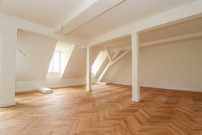 Traumhafte 5-Zimmer-Maisonettewohnung mit Altbau-Charme