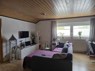 Modernisierte 1,5 Zi.DG-Whg, neuer EBK, und Stellplatz in Hebsack