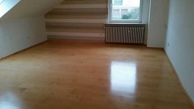 Geräumige 2-Zimmer-Wohnung zur Miete in Eisingen