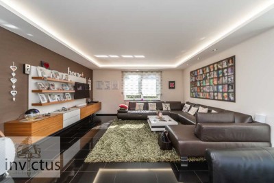 Ein Haus, das inspiriert – tolle Architektur, perfekter Grundriss, mit Garage u. Garten - Gefühl pur