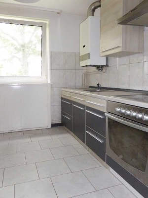 Schöne 2-Zimmer-Whg mit Balkon und EBK