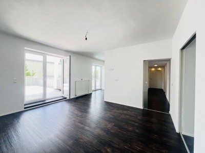 Moderne Terrassenwohnung mit privatem Liftzugang &amp; Wunschküche im Herzen der Stadt