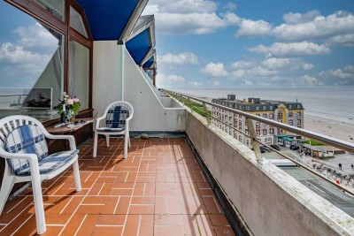 Charmante 1-Zimmer-Wohnung mit Meerblick und Balkon in Top-Lage