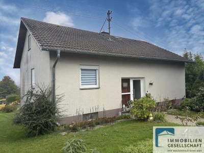 Vermietetes Einfamilienhaus in ruhiger Wohnlage mit hübschem Gartengrundstück