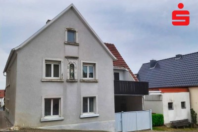 Zweifamilienhaus im Ortskern von Wasserlosen/Greßthal