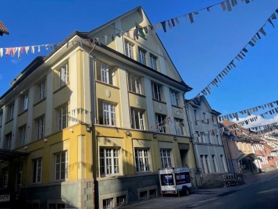 Lichtdurchflutete Wohnung in der historischen Hosenträgerfabrik im Herzen von Hausach