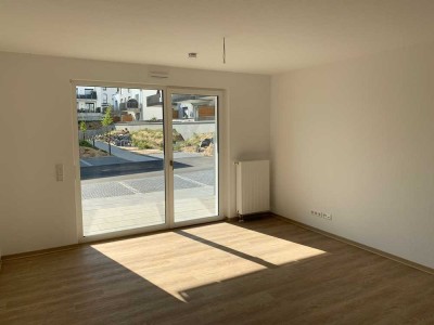 Neubau-Einzimmerwohnung mit großer Terrasse und EBK in Gießen * Nähe Uni (Sport, Juridicum) und THM