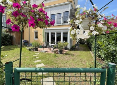 Sonniges Gartenparadies in Schwechat – 3 Zimmer mit Terrasse, Eigengarten und 2 Garagenplätzen!